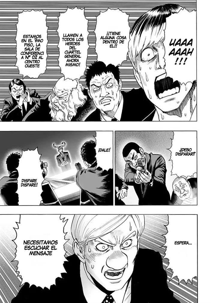 Read One Punch Man ES Manga Online